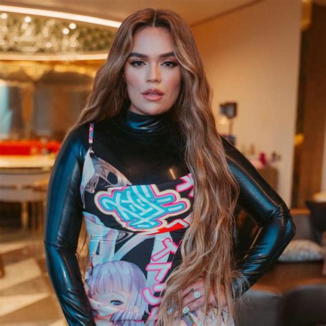Karol G abre su corazón y confiesa: «La vida me acaba de traer a alguien», ¿se ha vuelto a enamorar?