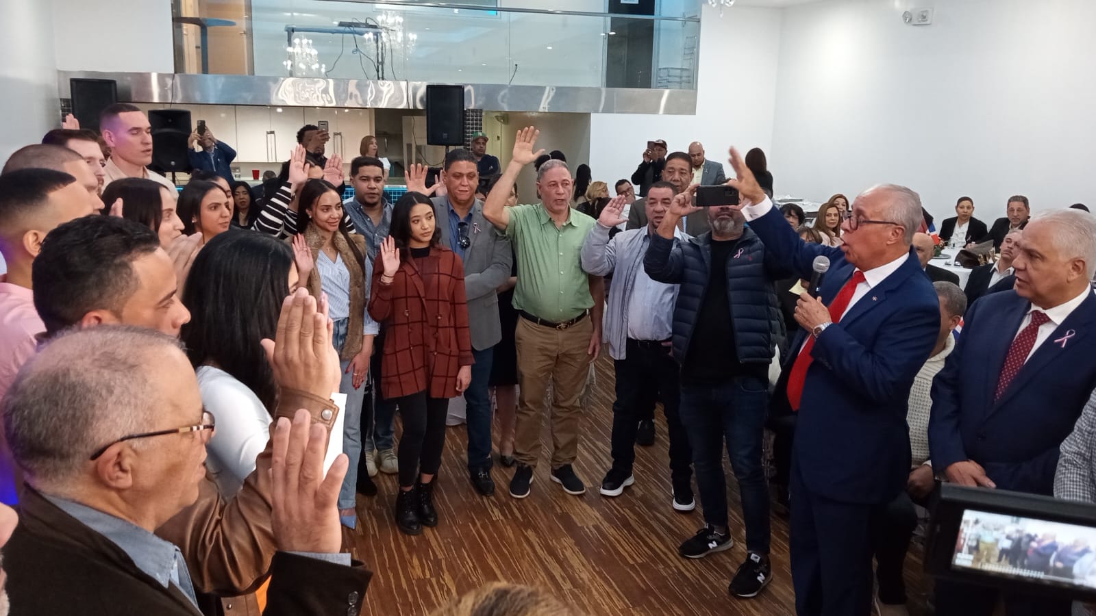 NUEVA YORK: Lanzan movimiento Unidos Cuatro Años Más con Luis