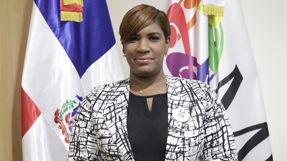 Presidente Abinader vuelve a echar para atrás y dispone suspensión de vicecónsul Luz del Alba Jiménez