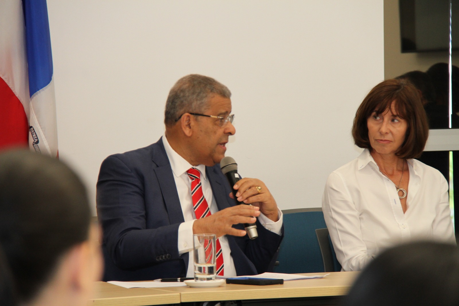 MAP y BID inician programa para fortalecer servicio civil