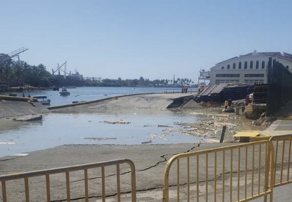 Se hunde parte de la terminal muelle de San Diego, ordenan su evacuación