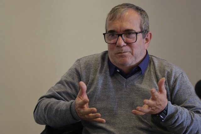 Ex líder de la antigua FARC hace advertencia a Petro