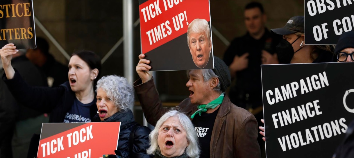 Crecen las expectativas de que Donald Trump podría ser acusado de algún delito criminal