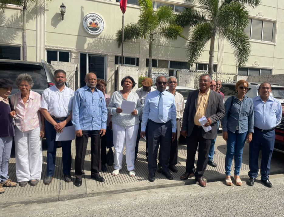 Varias organizaciones populares y de izquierda se oponen a una posible invasión Haití