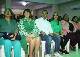 Fuerza del Pueblo promueve participación de mujeres en próximos certámenes electorales