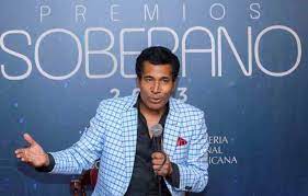 Julio Sabala da su versión y aclara todo sobre su participación en Premios Soberano