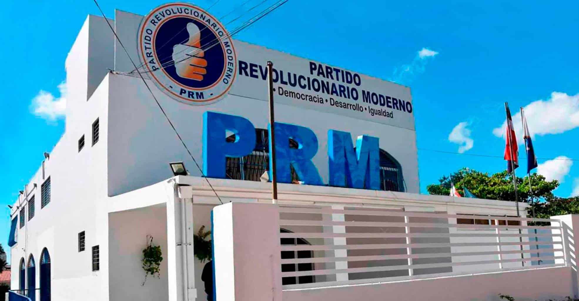 Denuncian PRM sigue las misma práctica del pasado al obligar a empleados públicos para que se inscriban en su padron