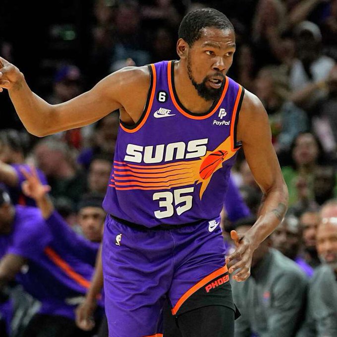 Kevin Durant asegura la marihuana no es dañina y «limpia su mente» de distracciones