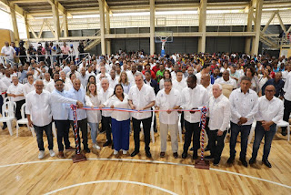 Abinader inaugura Pabellón de Wushu; canchas de baloncesto y entrega polideportivo de Los Alcarrizos