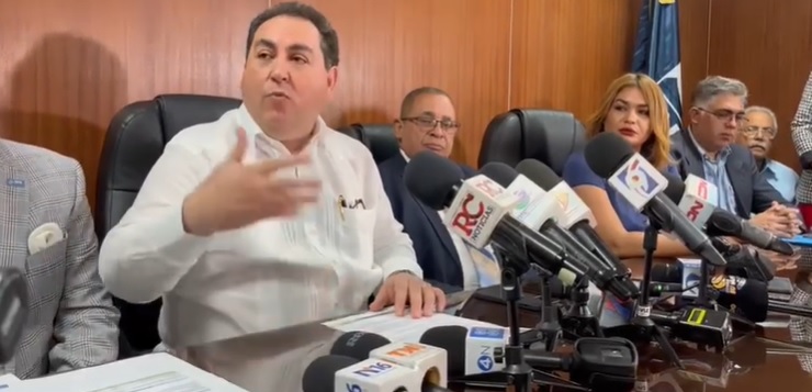 Cancelan director Maternidad Los Mina tras muerte 34 neonatos