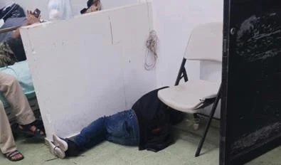 Médicos del Salvador B. Gautier protestan contra el hacinamiento