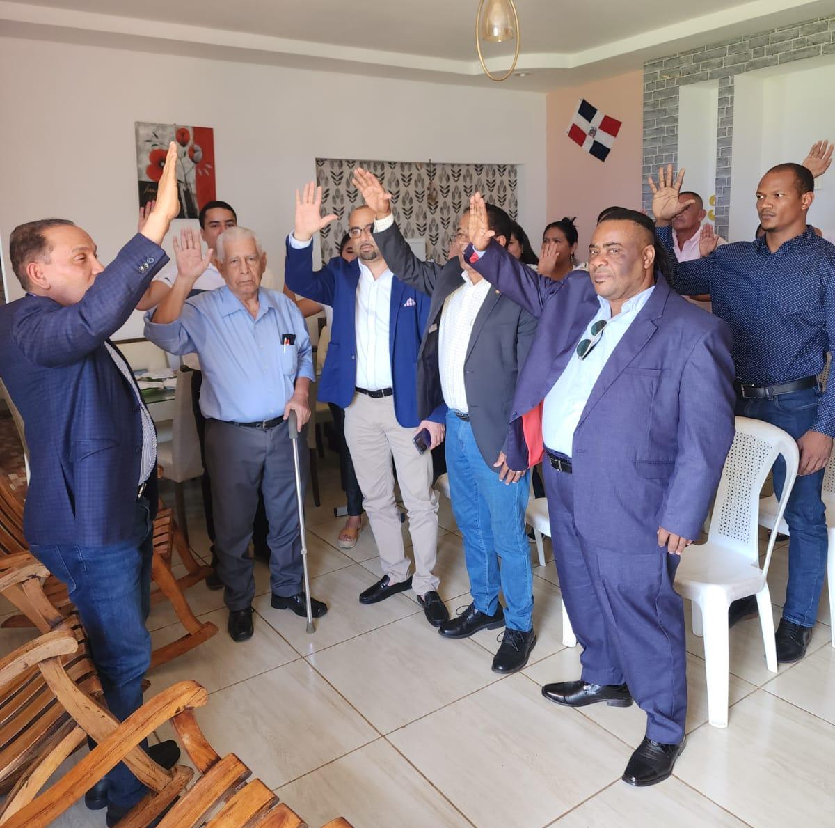 Vicepresidente de la Fuerza del Pueblo juramenta en Nicaragua autoridades de la Fuerza del Pueblo