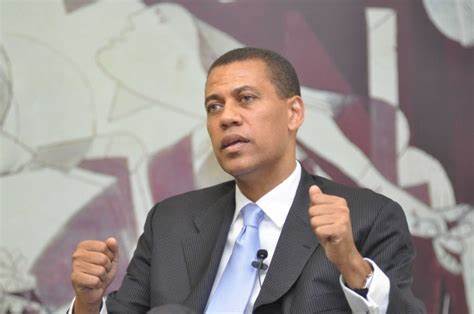 Guido Gómez Mazara llama a organismos de bases PRM abrazar lanzamientos de precandidaturas internas