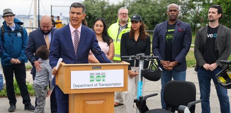 DOT inaugura Ferry NYC última generación de US$85 millones; entrará en servicio esta semana