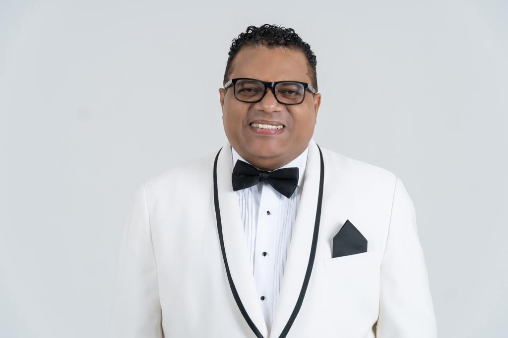 Pochy Familia y su Coco Band se posiciona con “La Jefa”