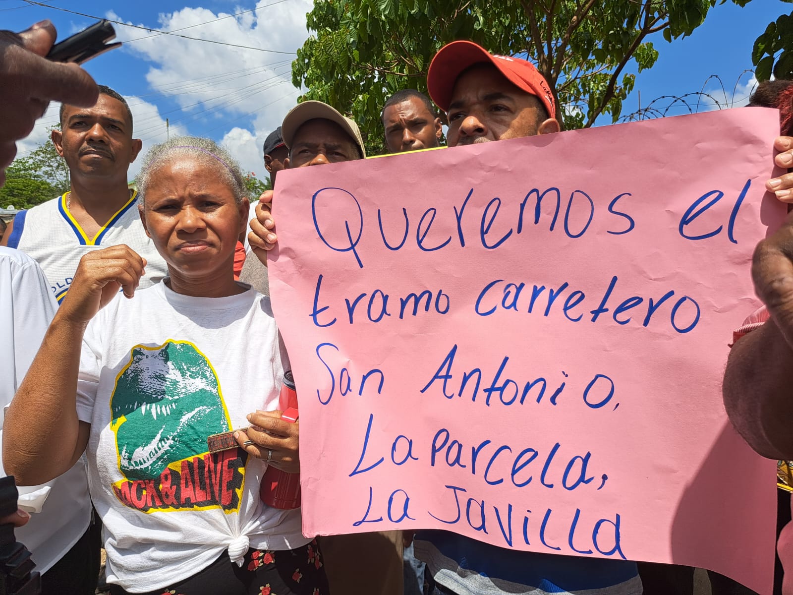 Comunitarios que demandan obras en Yamasá advierten paralizarán Monte Plata