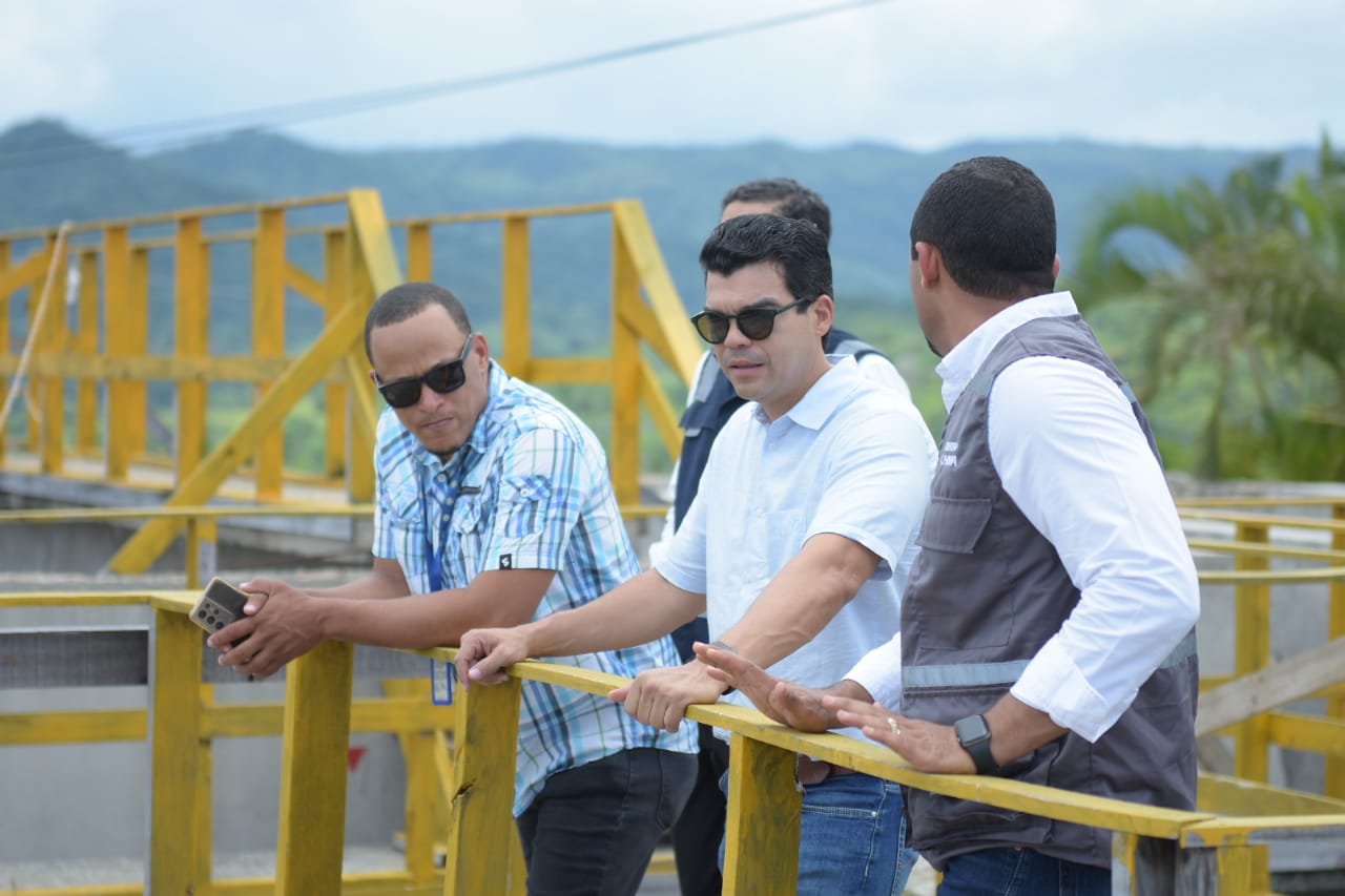 Director ejecutivo de INAPA, Wellington Arnaud garantiza acueducto de Miches en noviembre