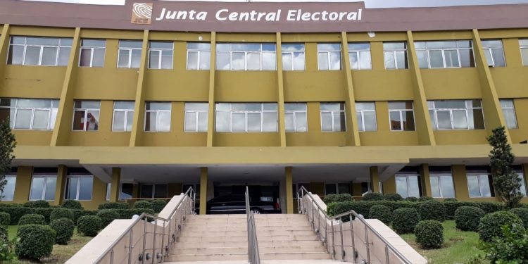 JCE ratifica reservas candidaturas serán 20 % por cada nivel elección