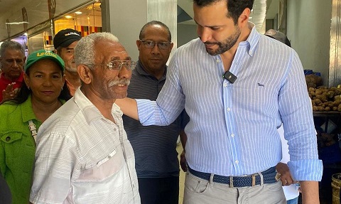 Paz destaca aportes comerciantes de la capital en la economía de RD