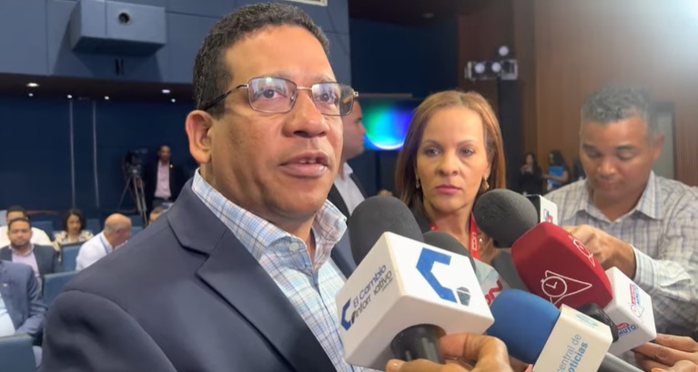 Detectan fallos gestión Yocasta Guzmán Contrataciones Públicas