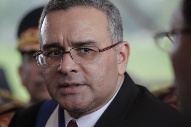 Condenan al expresidente de El Salvador, Mauricio Funes, a 14 años por una tregua con pandillas