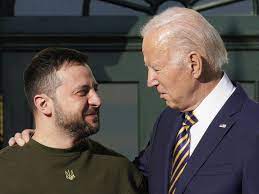 EEUU ve y guía a Zelenski como una «rata en el laberinto»