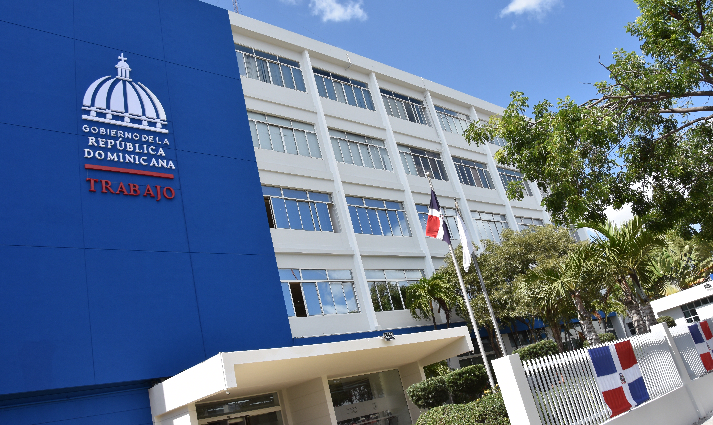 Ministerio Trabajo invita a feria y jornada de empleo SD y Barahona
