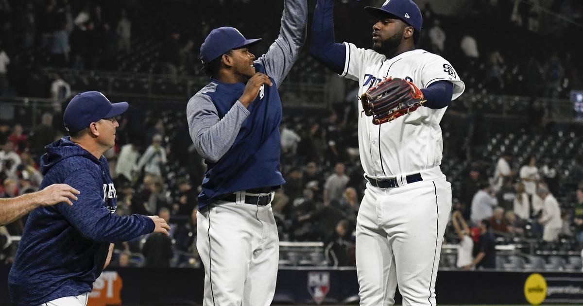 Franmil Reyes y Franchy Cordero son enviados a las Ligas Menores