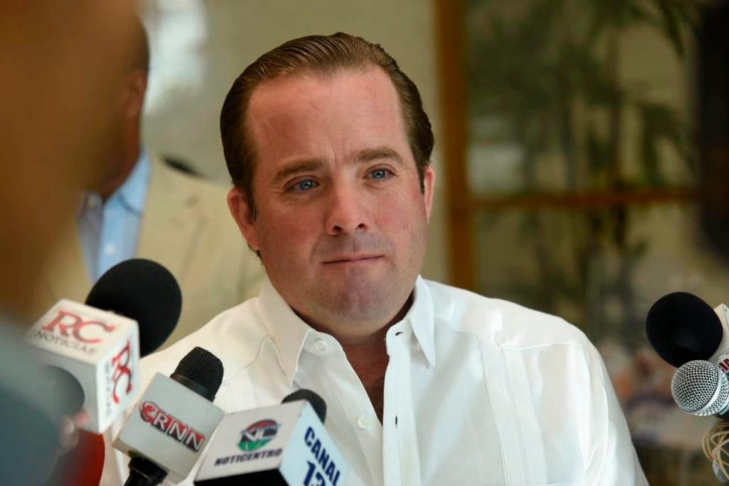 Ministro Administrativo llama a funcionarios a la reflexión y promover el cambio en sus acciones