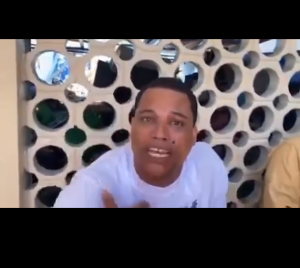 Denuncian hombre lleva 3 años preso mientras autoridades aplazan audiencias para conocer su caso