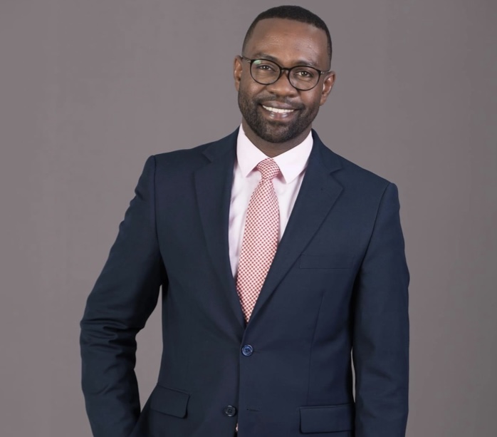 Candidato a alcalde en La Romana renuncia del PLD