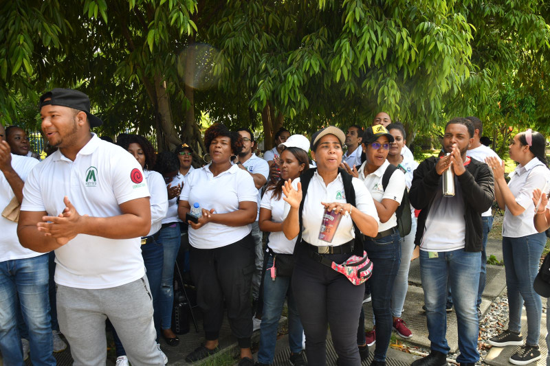 Cancelados del metro marcharán mañana hacia el Palacio Nacional