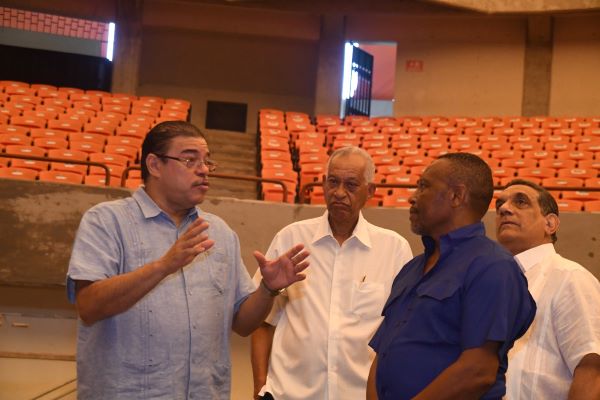 Gobierno invierte RD$33 millones en remodelación coliseo Teo Cruz