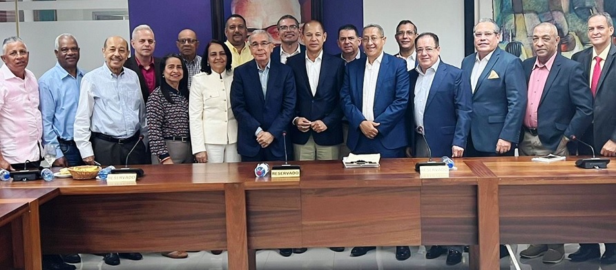 Danilo llama dirigencia del PLD «apurar el paso» de cara al 2024