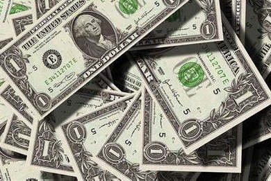 El dólar se mantiene estable para la venta a 55.02 pesos dominicanos