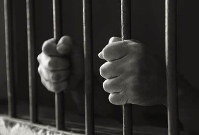 20 años de prisión contra cobrador de guagua que mató a otro durante una riña