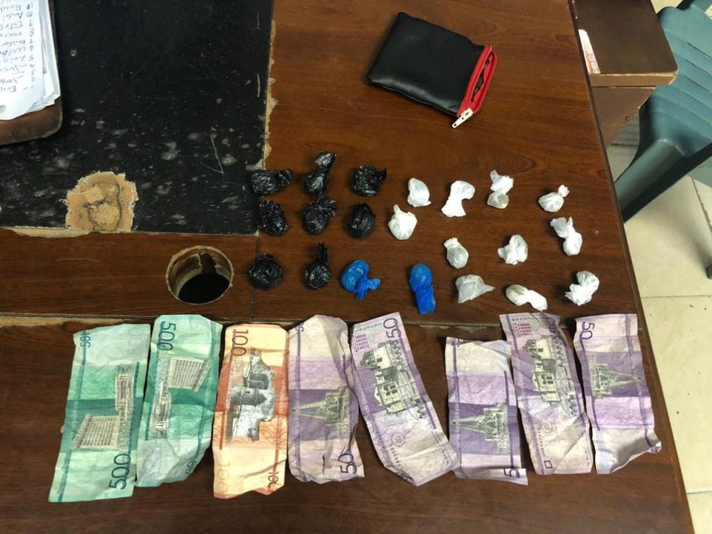 Apresan a hombre con presunta marihuana y desmantelan dos puntos de drogas en Esperanza