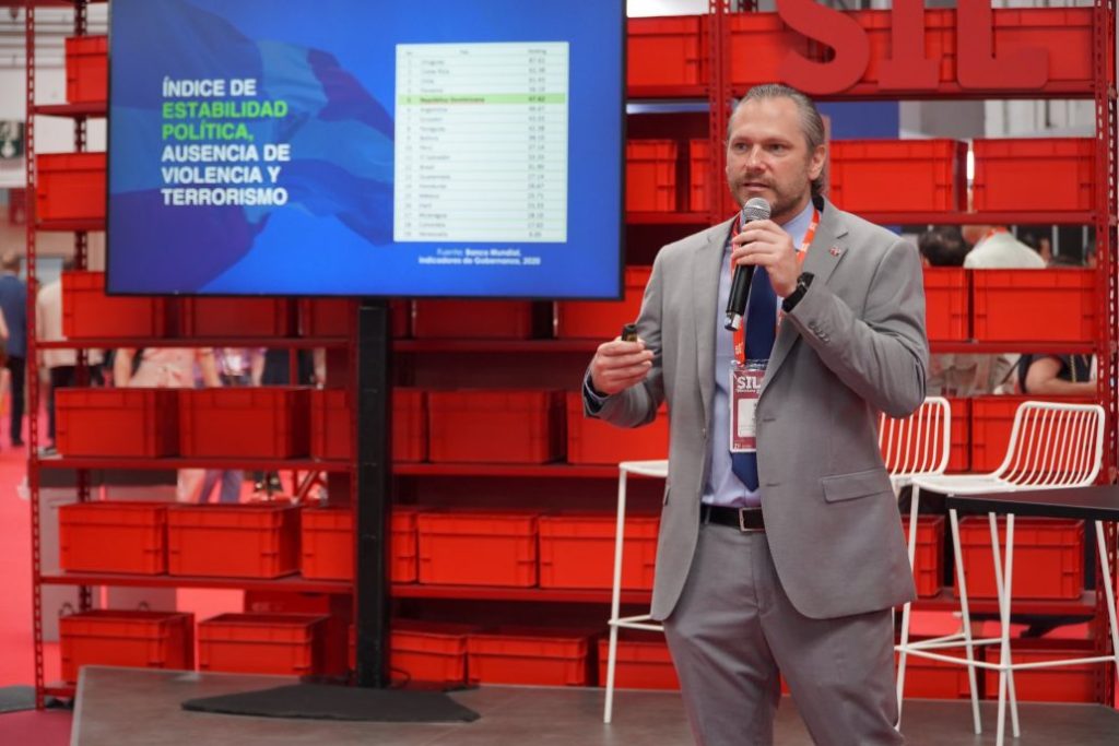 RD busca establecerse como Hub logístico con 22 empresas en España