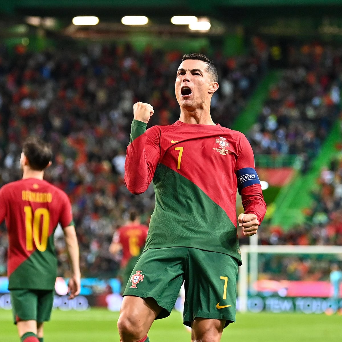 Cristiano Ronaldo se convierte en primer futbolista en jugar 200 partidos con una misma selección