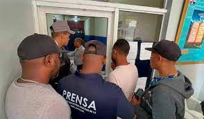 Coronel de Moca prohíbe la entrada a destacamento a la prensa