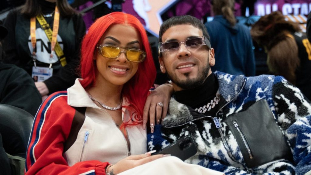 Arcángel sale en defensa de Anuel; llama «ratas» a Yailín y Tekashi