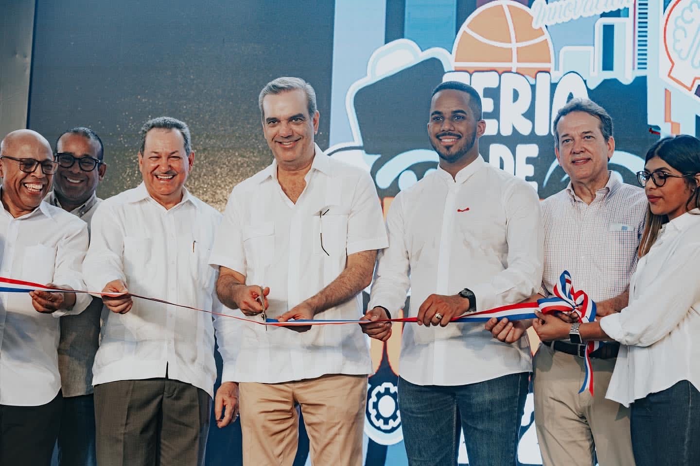 Gobierno RD asegura ha otorgado prestamos  por más de RD$ 4,316 millones a jóvenes