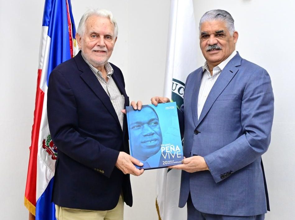 PRD recibe en su Casa Nacional a exsenador de Puerto Rico Rubén Barrios Martínez