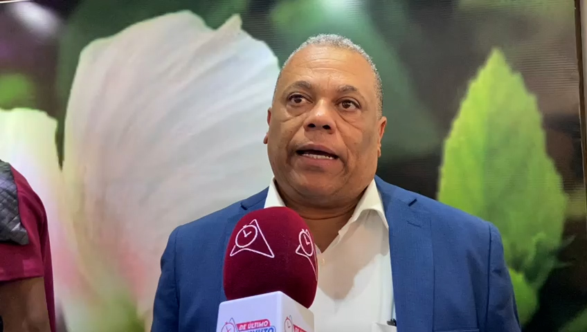 Precandidato de FP asegura que actuales legisladores por Santiago no han aportado nada en el Congreso