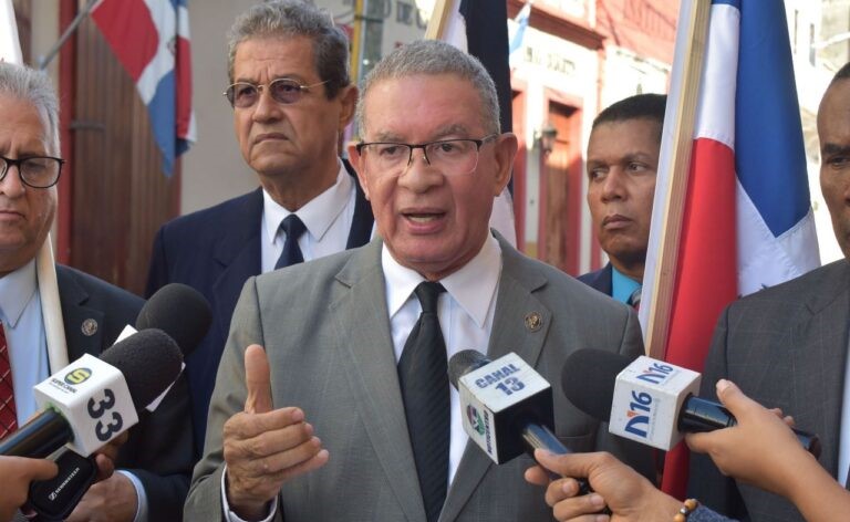 Wilson Gómez asegura RD està desbordada de haitianos