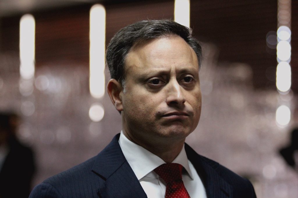 Embarcación atribuida a Jean Alain se adquirió de forma “transparente”, afirma su defensa