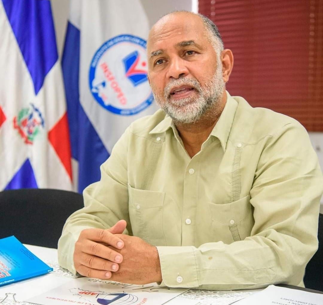 Presidente de la ADP, Eduardo Hidalgo denuncia aparece inscrito en el padrón del PRM
