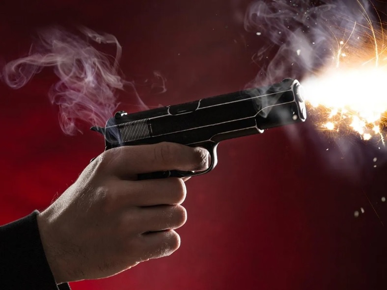 Desconocidos interceptan vehículo transportaba tres reclusos de cárcel La Victoria a San Pedro de Macorís