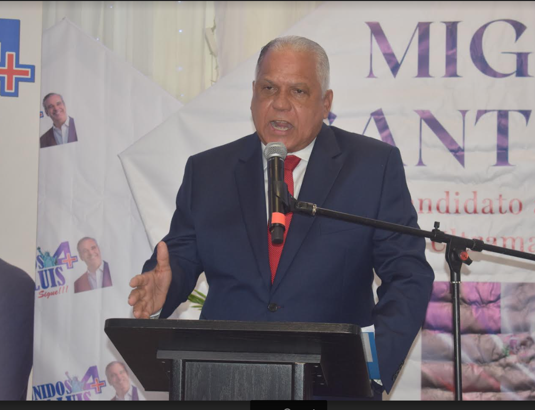 N Y : Miguel Santiago precandidato a diputado PRM presenta algunas propuestas a sus comunitarios