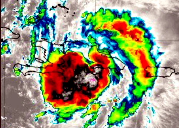 Centro de Franklin está al sur de San José de las Matas; se mueve hacia el Norte